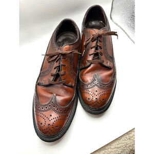 Stafford Men 10 B Brown Oxford Dress 608-0717 Leather Wing Tip Lace Up Shoe VTG